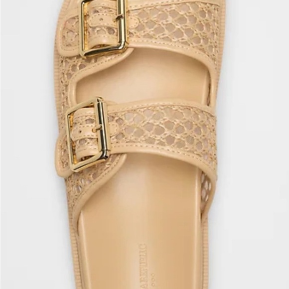 Banana Republic Double Buckle Strap Sandals size 8 IMMACULATE - Picture 2 of 8